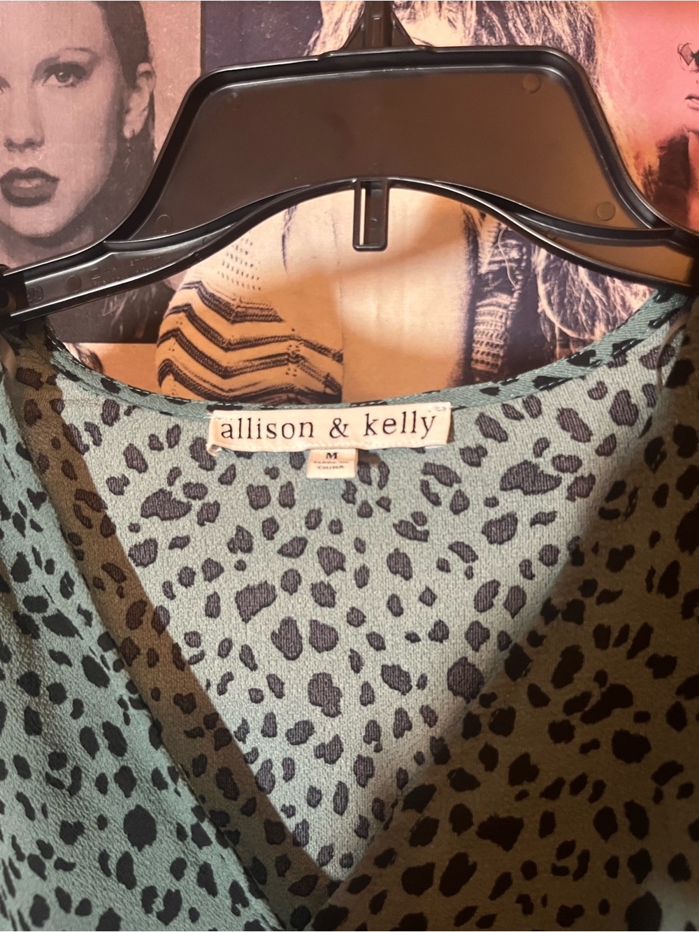 Allison & Kelly Sage Green Animal Print Smocked Mini Dress Women’s Medium - Picture 5 of 5